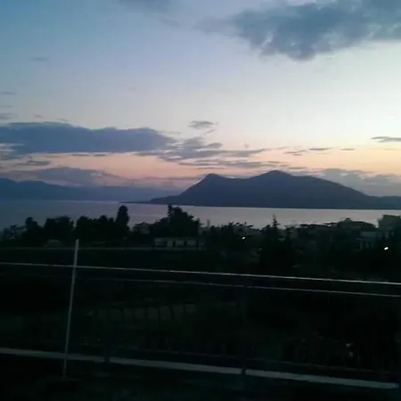 λεμονιά ενοικιαζόμενα Guest house Loutra Edipsou (Evia)