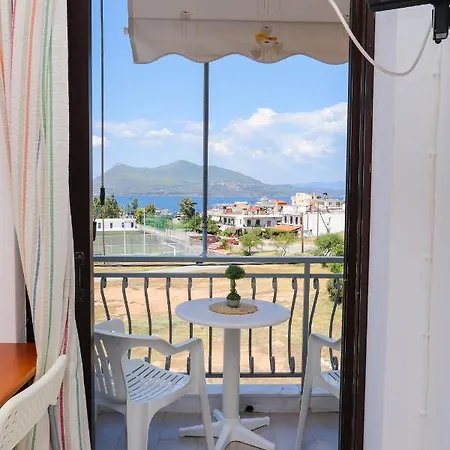 λεμονιά ενοικιαζόμενα 3* Loutra Edipsou (Evia)