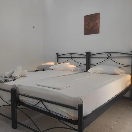 招待所 λεμονιά ενοικιαζόμενα 卢特拉艾季普苏