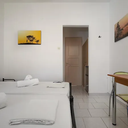 λεμονιά ενοικιαζόμενα 招待所 3*