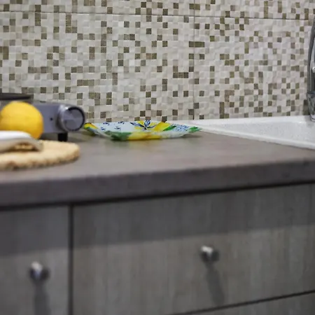 λεμονιά ενοικιαζόμενα 卢特拉艾季普苏
